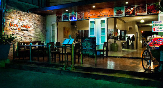 Sara Jane's Garden Restaurant